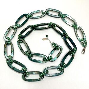 Anthology Rare Vintage Green Mother Of Pearl Shell Chain Necklace Pearls Beaded